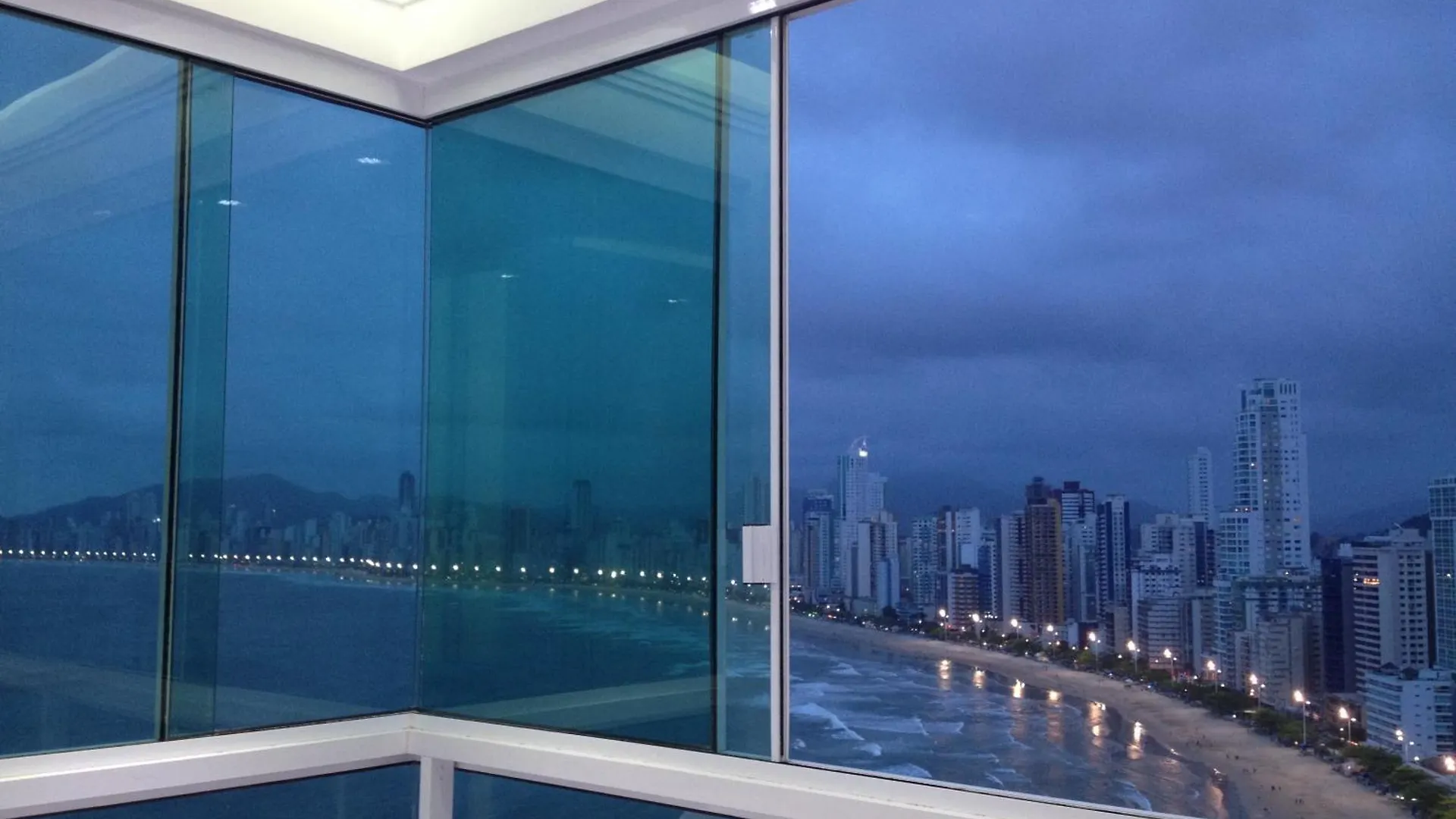 Apartamento Frente Mar Incomparavel Balneário Camboriú